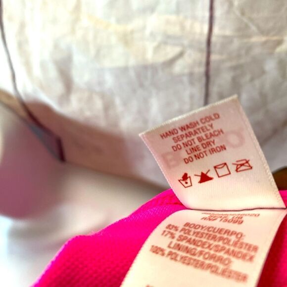 BONGO Bikini Top Sz M Pink Glo Tribal Juniors - Picture 10 of 10